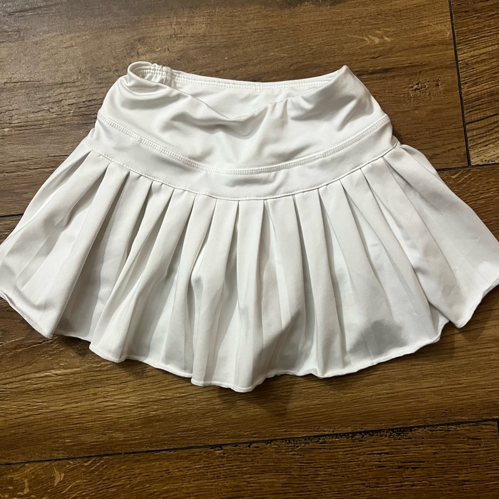GB girls white pleated tennis skirt with shorts liner